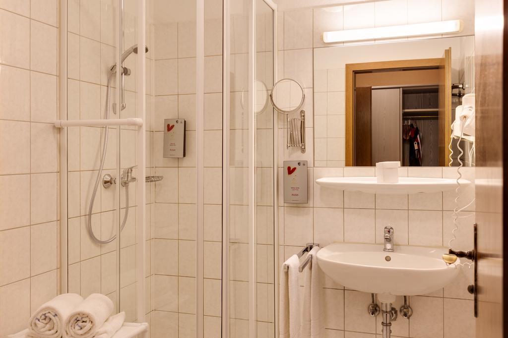 Erfweiler Hotel Die Kleine Blume מראה חיצוני תמונה